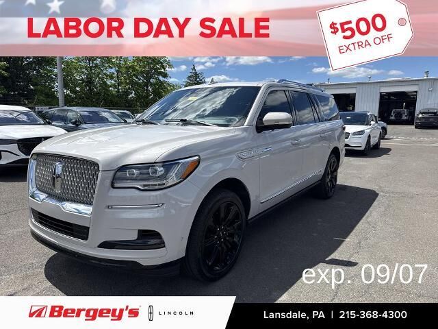 2023 Lincoln Navigator L Reserve