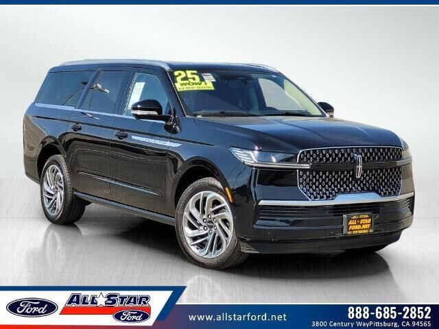 2025 Lincoln Navigator L Reserve — photo 1 of 39