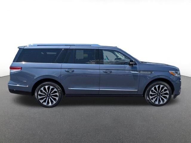 2023 Lincoln Navigator L Reserve