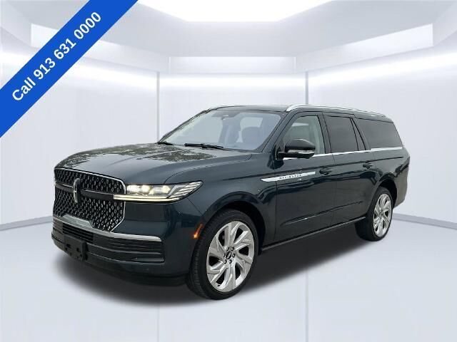 2025 Lincoln Navigator L Reserve