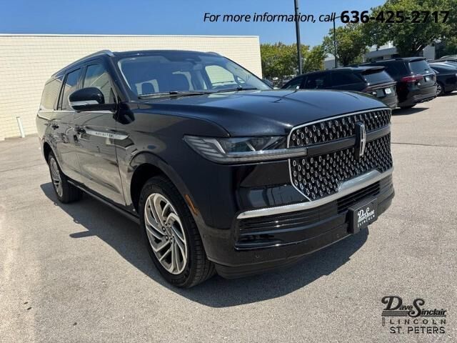 2025 Lincoln Navigator L Reserve — photo 1 of 8