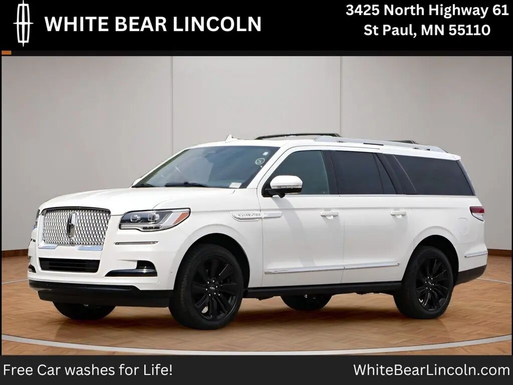 2024 Lincoln Navigator L Reserve — photo 1 of 13