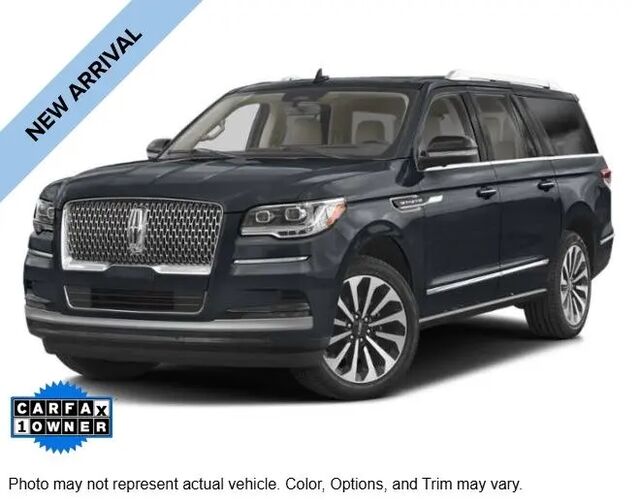 2023 Lincoln Navigator L Reserve — photo 1 of 2
