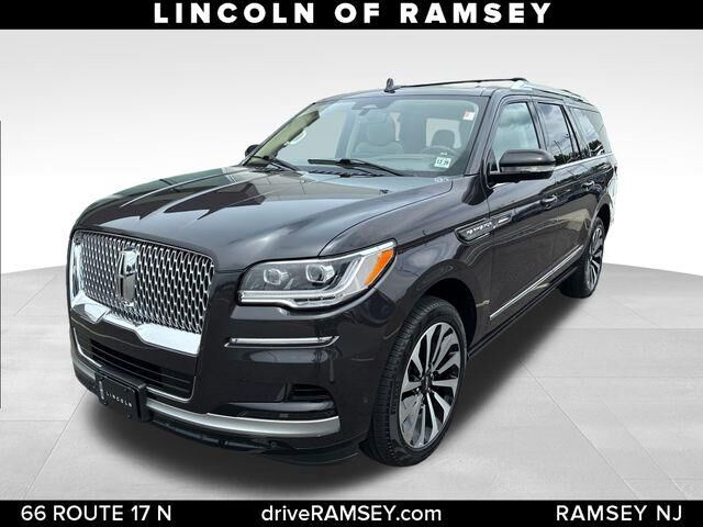 2024 Lincoln Navigator L Reserve — photo 1 of 14