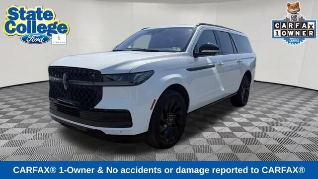 2025 Lincoln Navigator L Reserve — photo 1 of 26