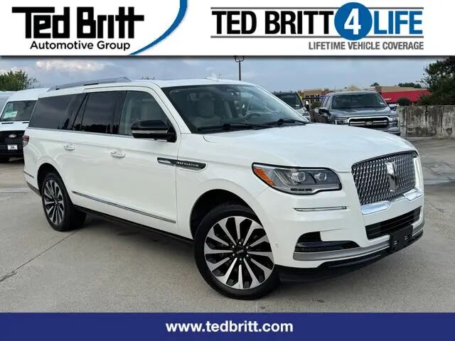 2023 Lincoln Navigator L Reserve