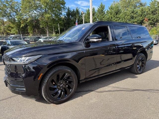 2025 Lincoln Navigator L Reserve