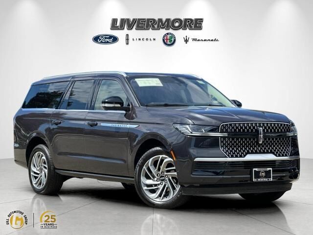 2025 Lincoln Navigator L Reserve
