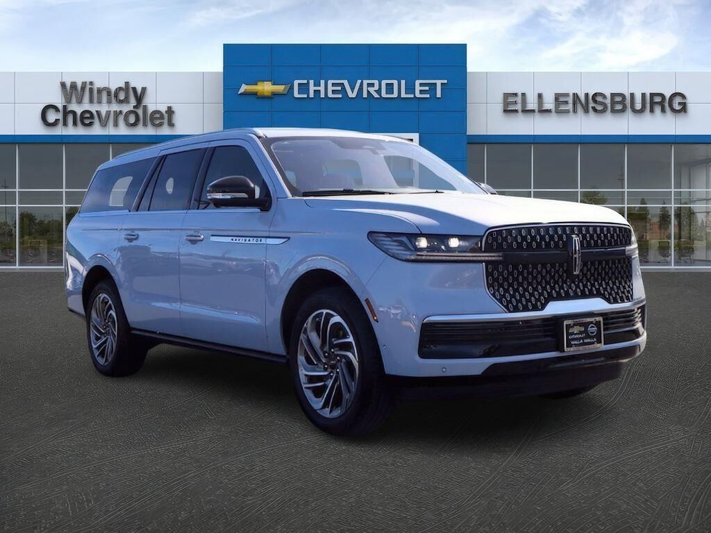 2025 Lincoln Navigator L Reserve — photo 1 of 31