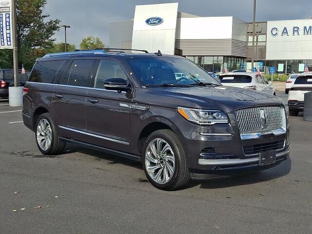 2023 Lincoln Navigator L Reserve