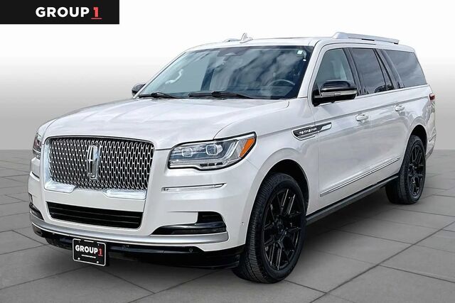 2023 Lincoln Navigator L Reserve