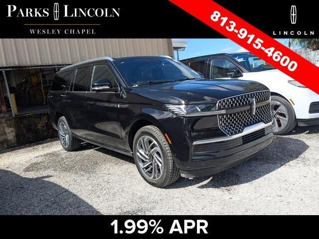 2025 Lincoln Navigator L Reserve — photo 1 of 52