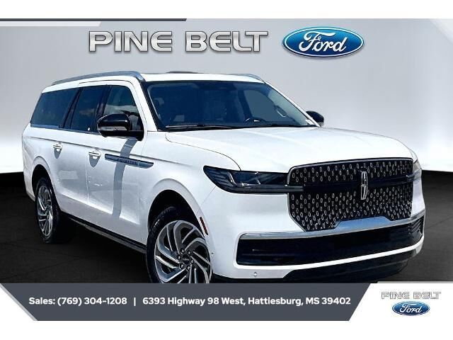 2025 Lincoln Navigator L Reserve — photo 1 of 25