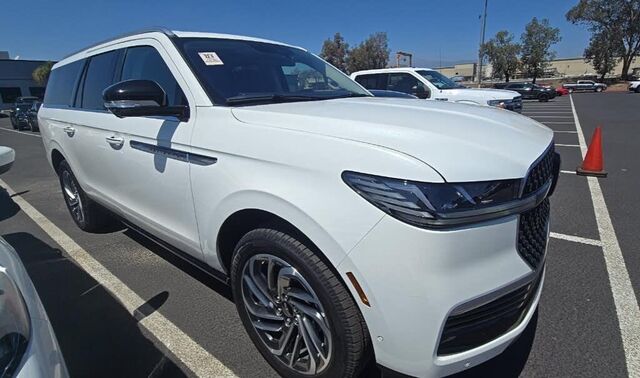 2025 Lincoln Navigator L Reserve