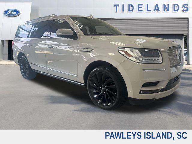 2021 Lincoln Navigator L Reserve