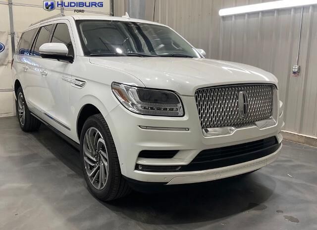 2021 Lincoln Navigator L Reserve — photo 1 of 26