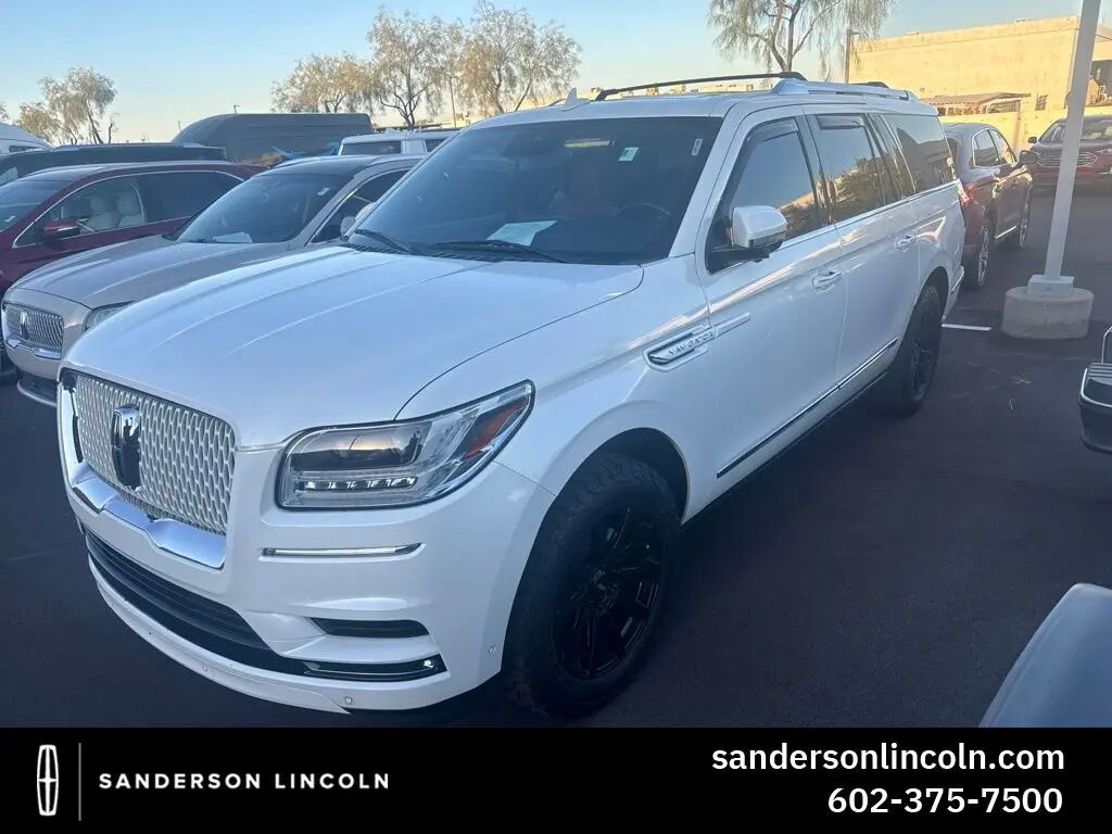2020 Lincoln Navigator L Reserve — photo 1 of 2