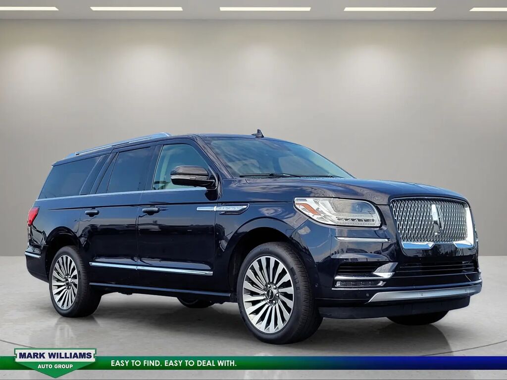 2021 Lincoln Navigator L Reserve — photo 1 of 49