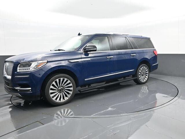 2019 Lincoln Navigator L Reserve — photo 1 of 26