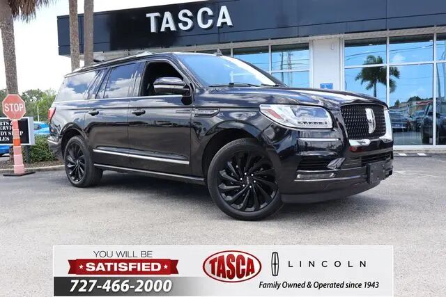 2020 Lincoln Navigator L Reserve — photo 1 of 26