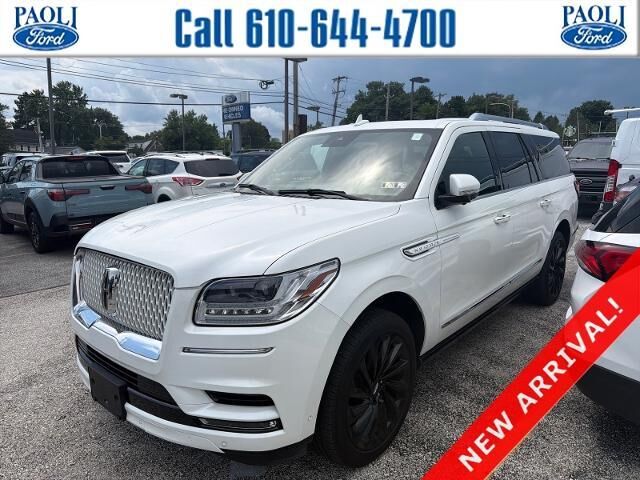 2021 Lincoln Navigator L Reserve — photo 1 of 22