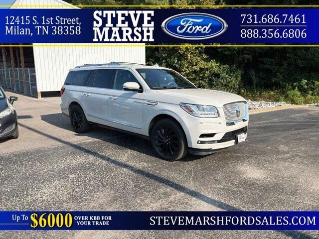 2021 Lincoln Navigator L Reserve — photo 1 of 4