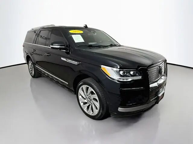 2022 Lincoln Navigator L Reserve
