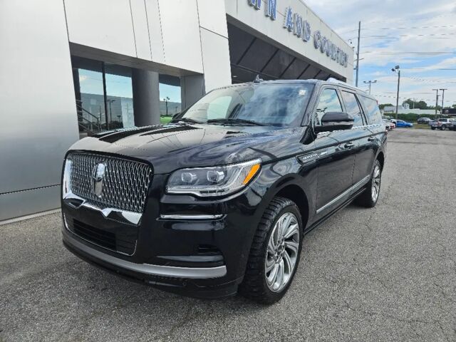 2022 Lincoln Navigator L Reserve