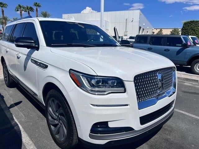 2022 Lincoln Navigator L Reserve — photo 1 of 12