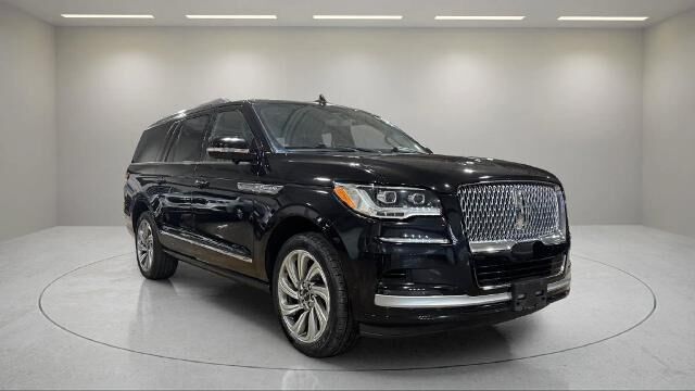 2022 Lincoln Navigator L Reserve