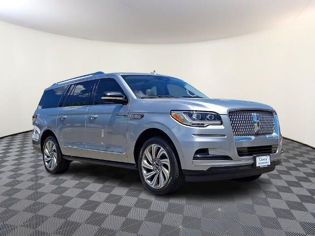 2022 Lincoln Navigator L Reserve