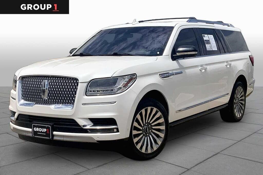 2020 Lincoln Navigator L Reserve — photo 1 of 14