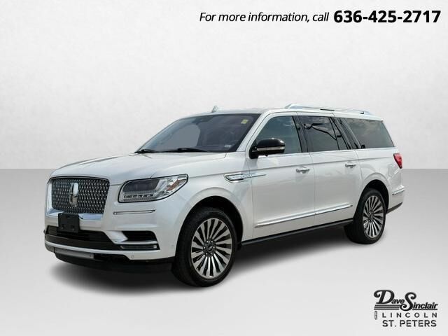 2018 Lincoln Navigator L Reserve — photo 1 of 13