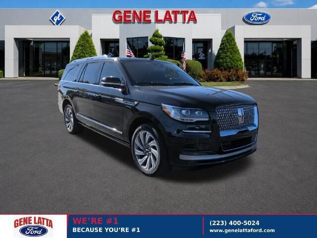 2022 Lincoln Navigator L Reserve