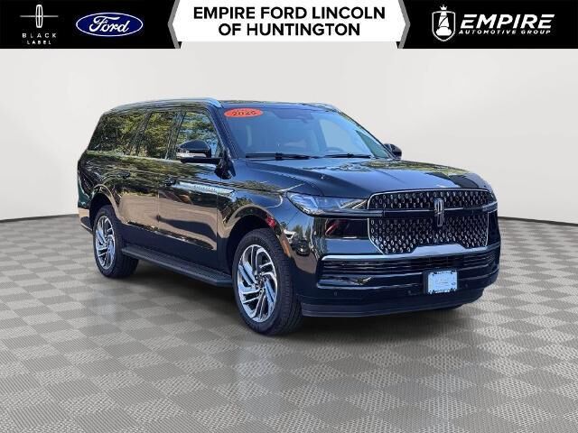 2026 Lincoln Navigator L Premiere