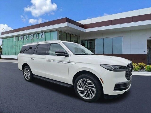 2026 Lincoln Navigator L Premiere
