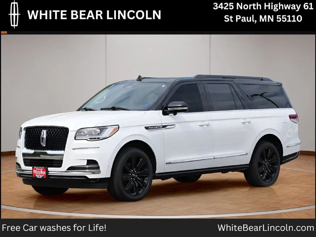 2024 Lincoln Navigator L Black Label — photo 1 of 13