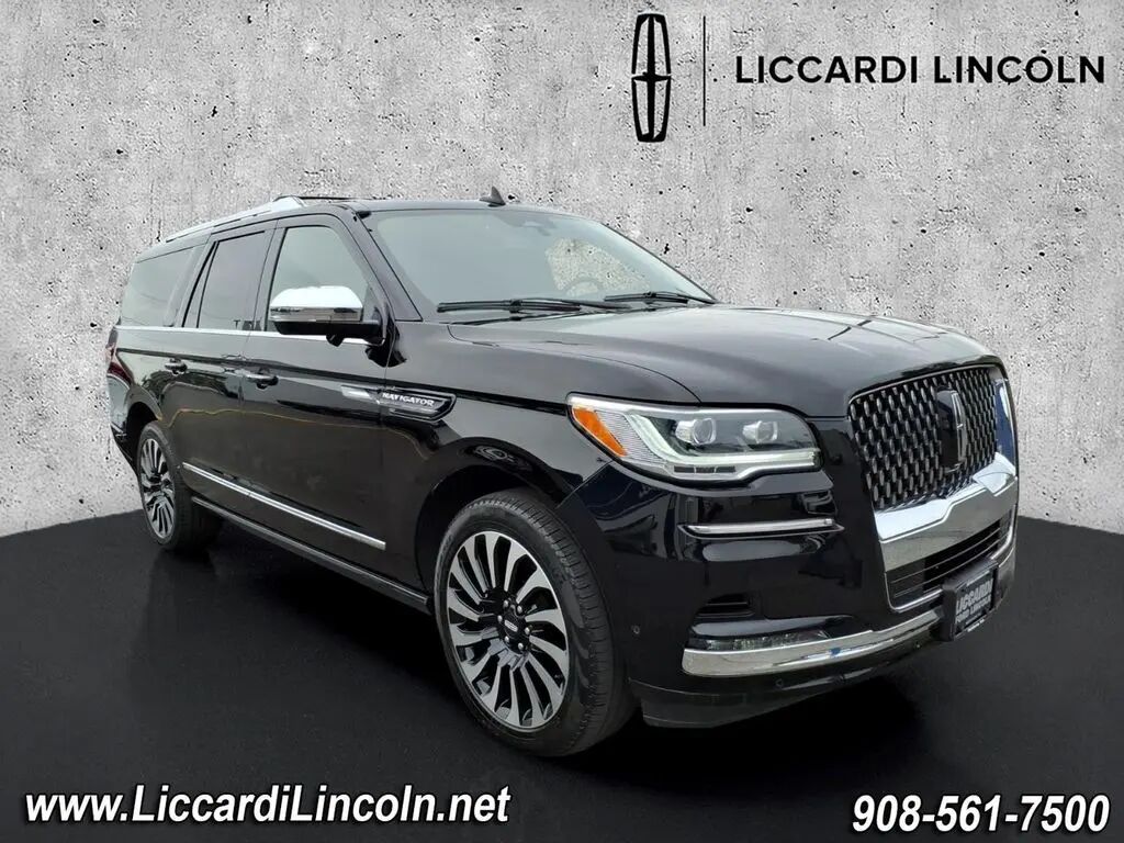 2023 Lincoln Navigator L Black Label — photo 1 of 13
