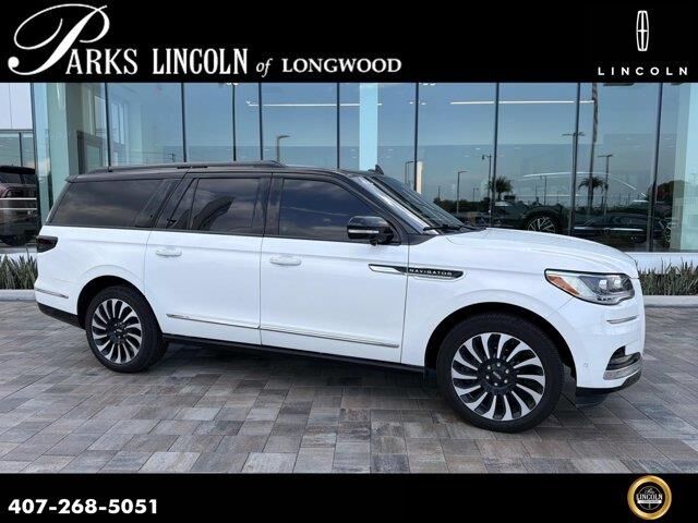 2023 Lincoln Navigator L Black Label — photo 1 of 22