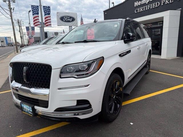 2023 Lincoln Navigator L Black Label
