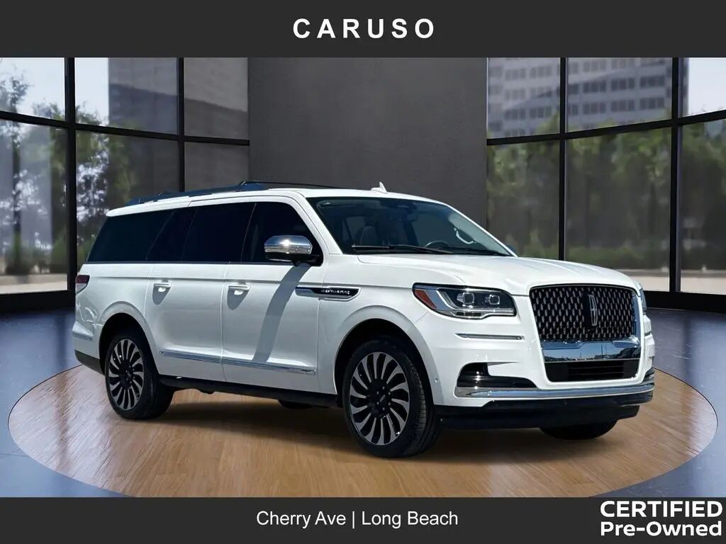 2023 Lincoln Navigator L Black Label — photo 1 of 13