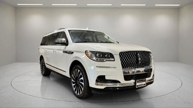 2023 Lincoln Navigator L Black Label