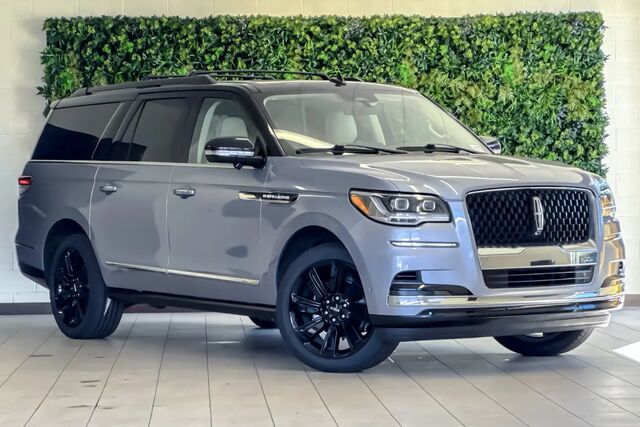 2024 Lincoln Navigator L Black Label