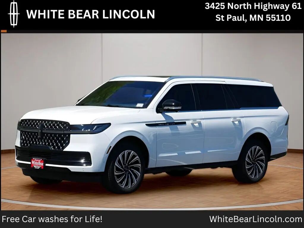 2025 Lincoln Navigator L Black Label — photo 1 of 26