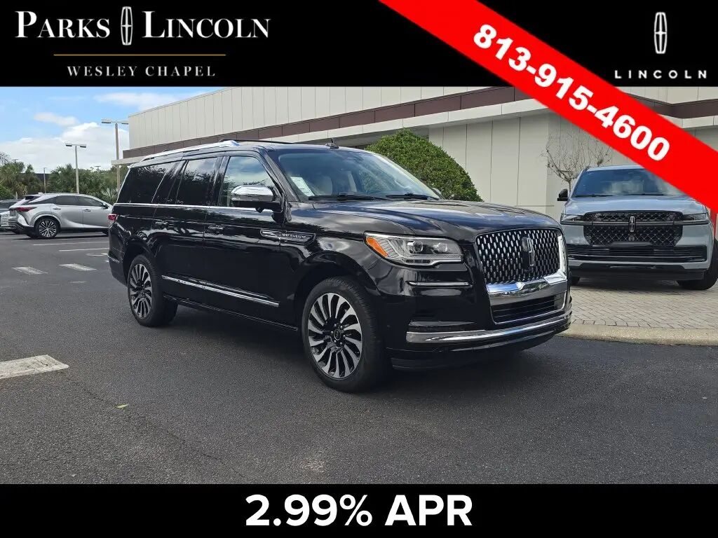 2022 Lincoln Navigator L Black Label — photo 1 of 13