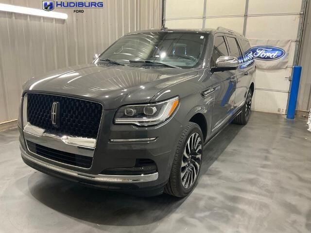 2022 Lincoln Navigator L Black Label