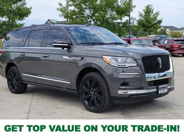 2022 Lincoln Navigator L Black Label — photo 1 of 4
