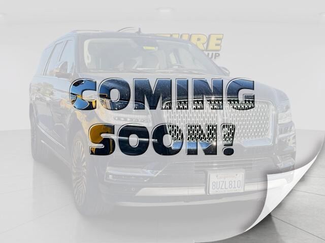 2021 Lincoln Navigator L Black Label — photo 1 of 2