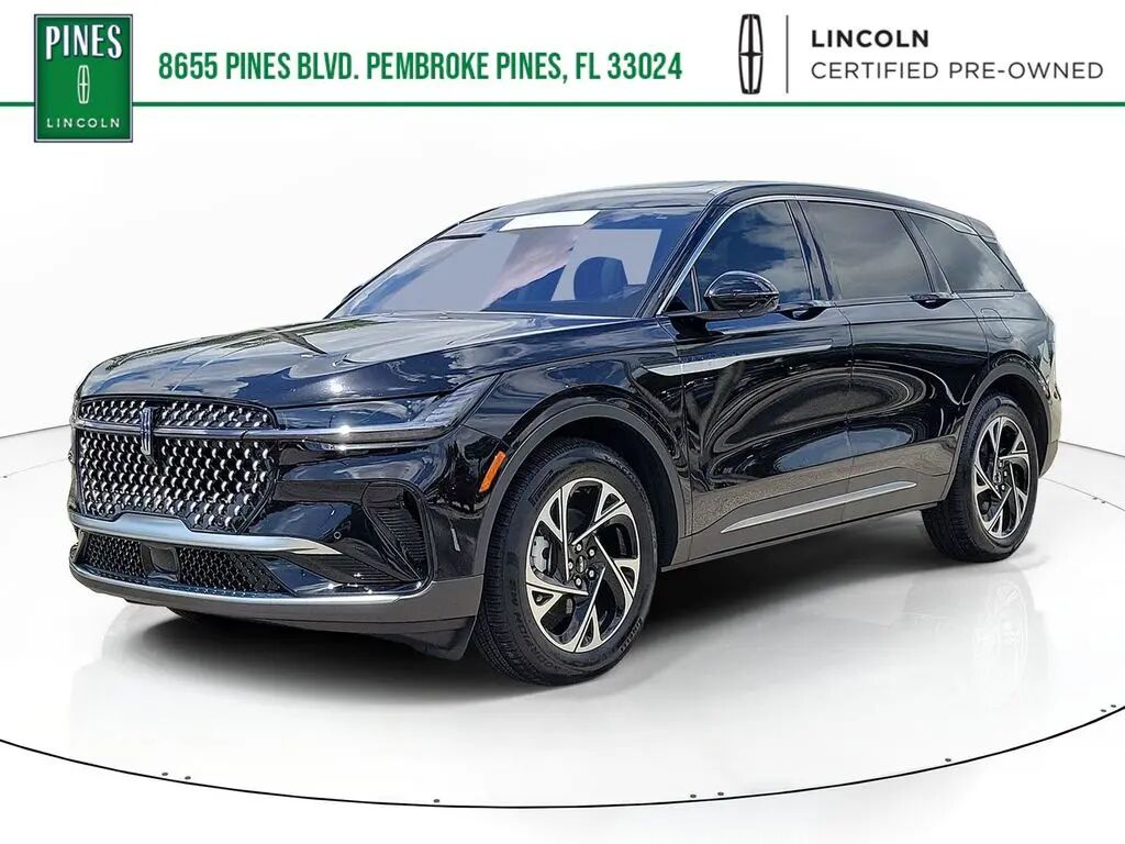 2026 Lincoln Nautilus Hybrid Premiere — photo 1 of 13