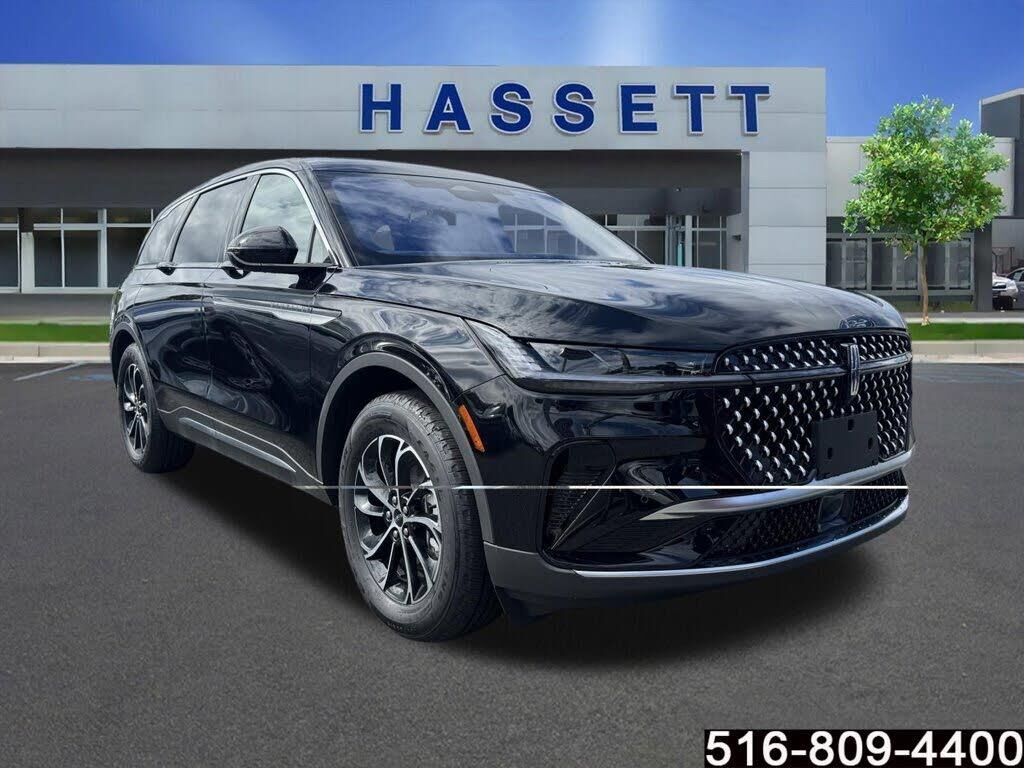 2026 Lincoln Nautilus Hybrid Premiere — photo 1 of 1